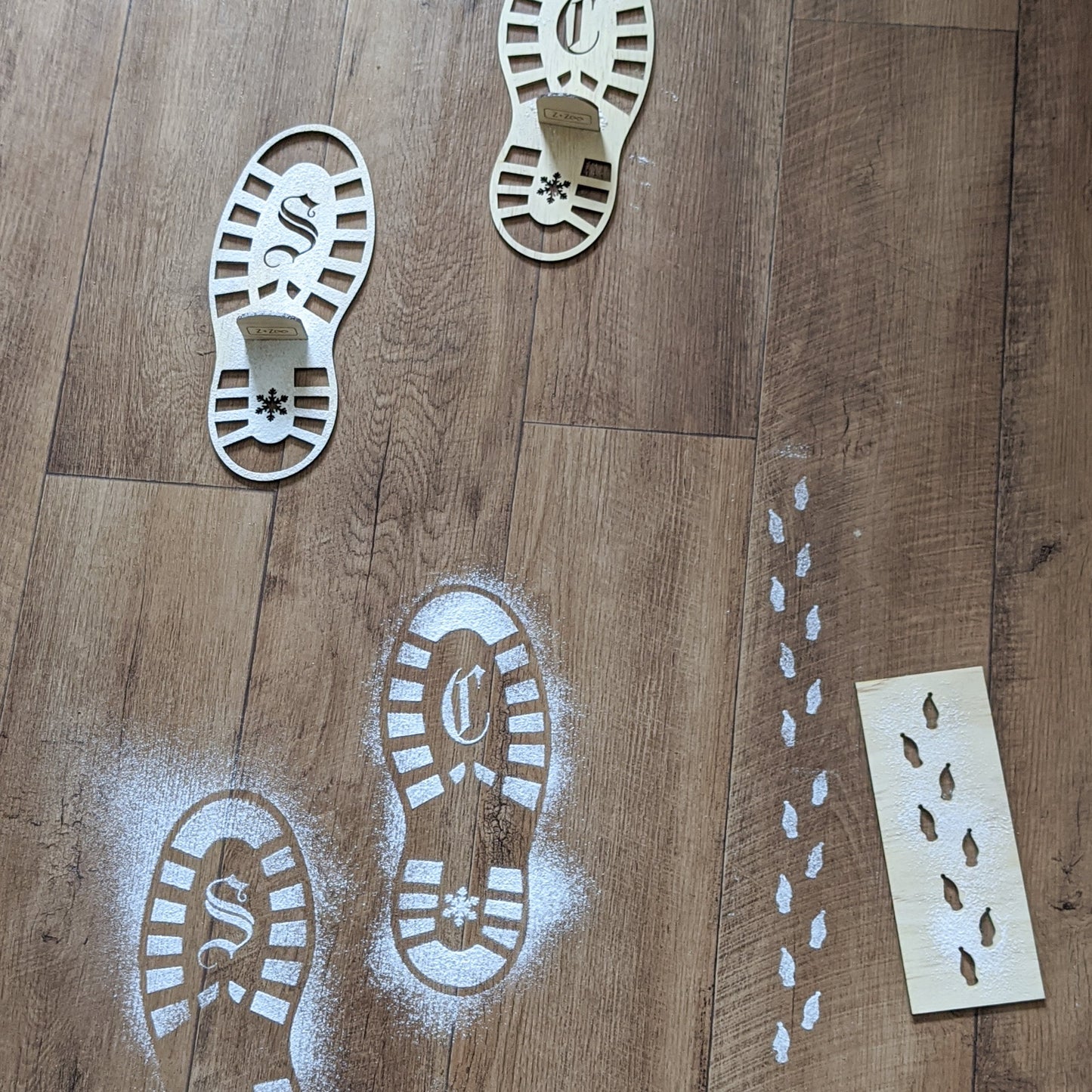 Santa and Elf Footprint pack