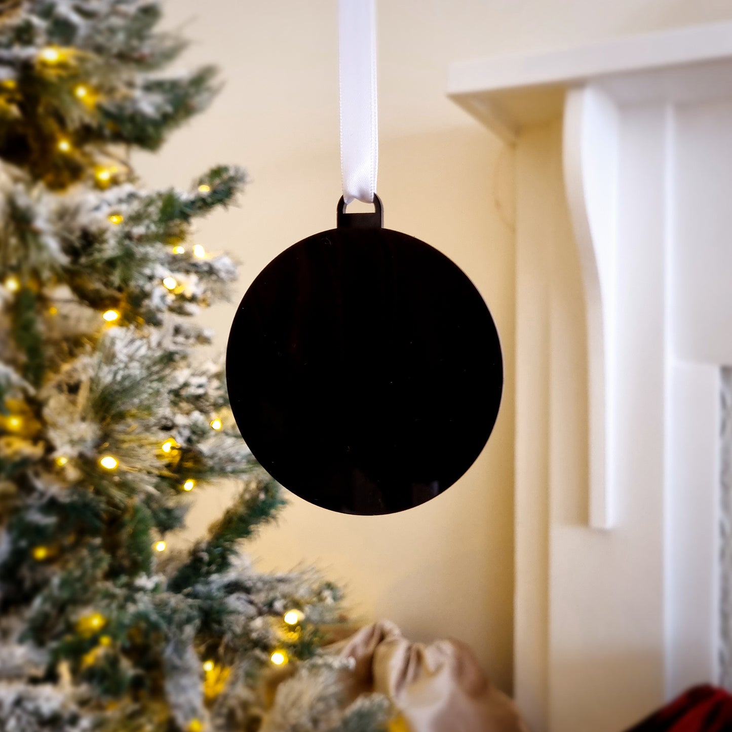 Personalised Mr & Mrs Bauble